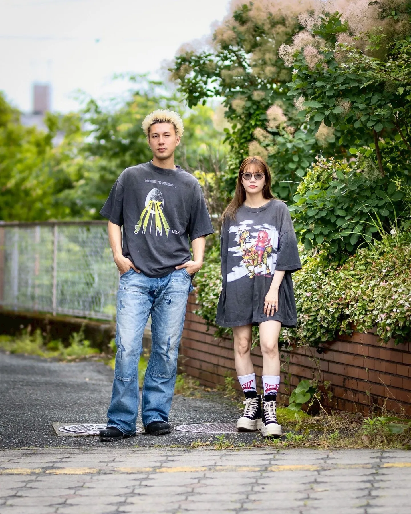SAINT Mxxxxxx EGG SS TEE/BLK Broken egg shell/SAINT LOGO projection distressed retro short-sleeves Washed black S-XL Correct version Customized co-branded main mark/washed mark/cherub mark Tubular fabric Garment dyeing Rewashing water fading Destroying graffiti Simulating natural distressed effect Top-notch printing technology Washing treatment